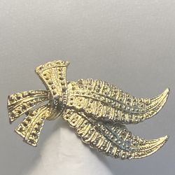 Vintage Gerry’s Signed Gold Tone, Textured Tied Ribbon Bow Brooch Pin