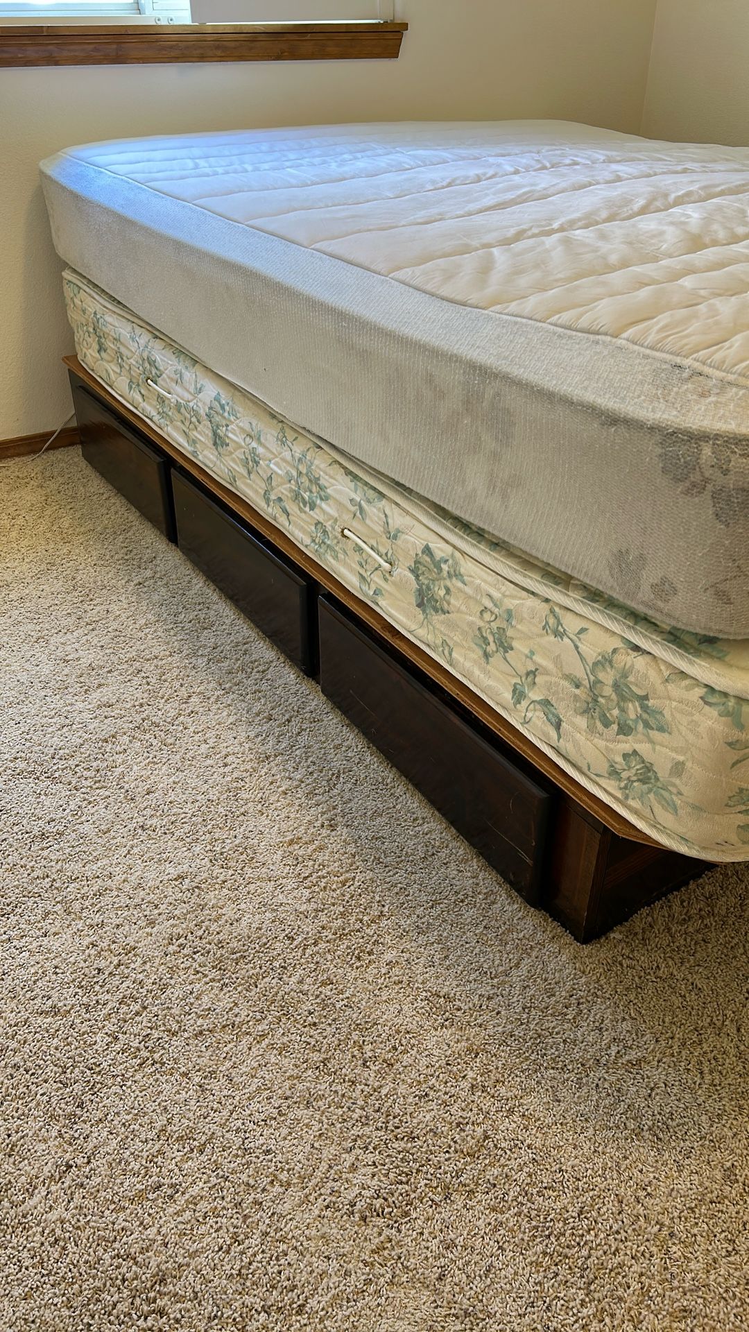 Queen Beds