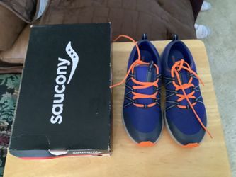 New Saucony Boys Tennis Shoes Blue S-Versa Foam Dynamic size 5 1/2