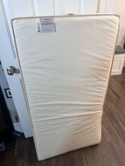 Simmons BeautySleep Crib/Toddler Mattress – Clean Condition