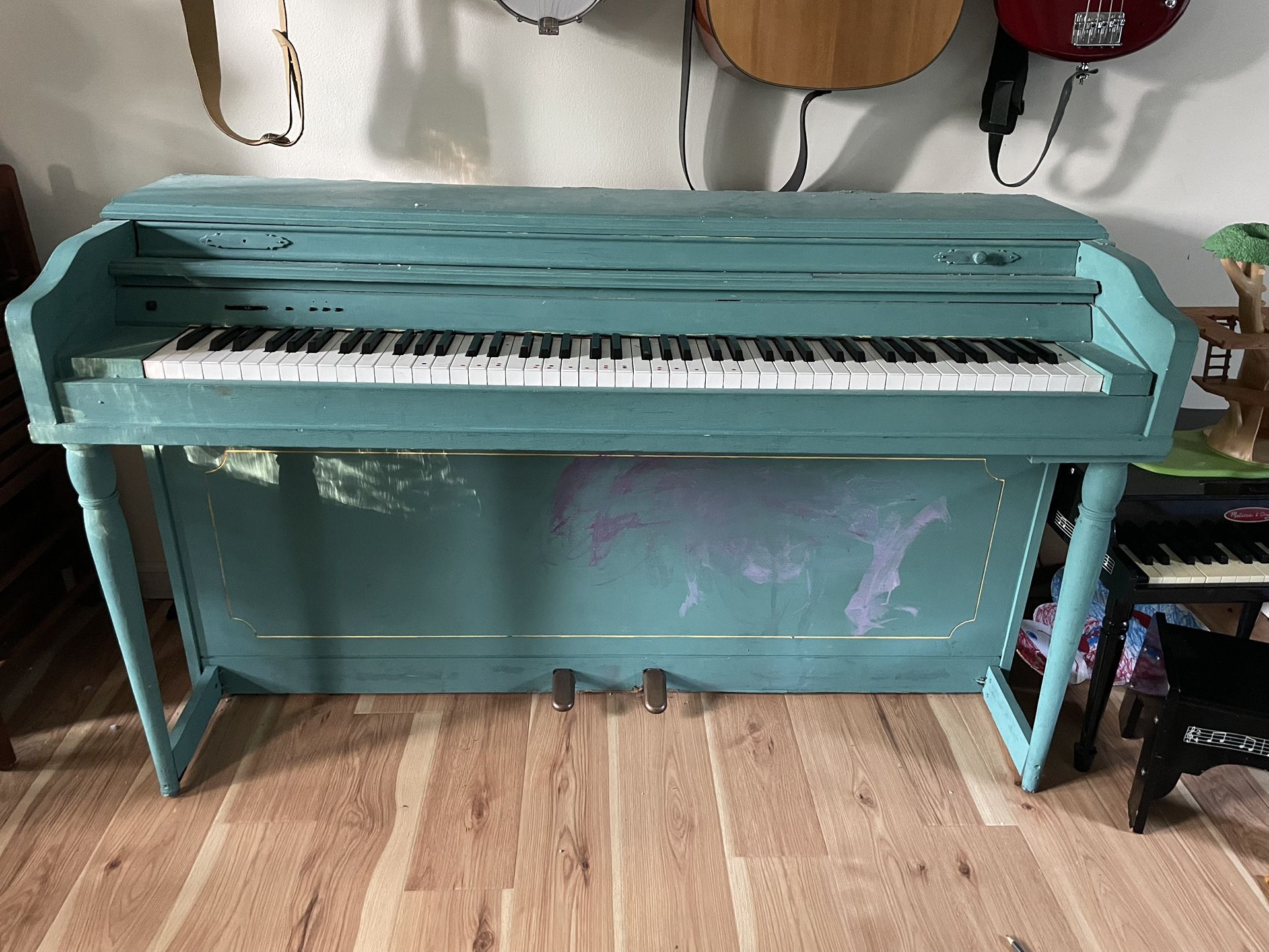 Free Teal Electric Piano