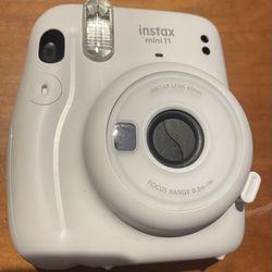 Instax Mini 11 - Like New!
