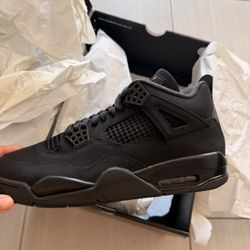 Sz 10.5 Jordan 4 Black Cat’s