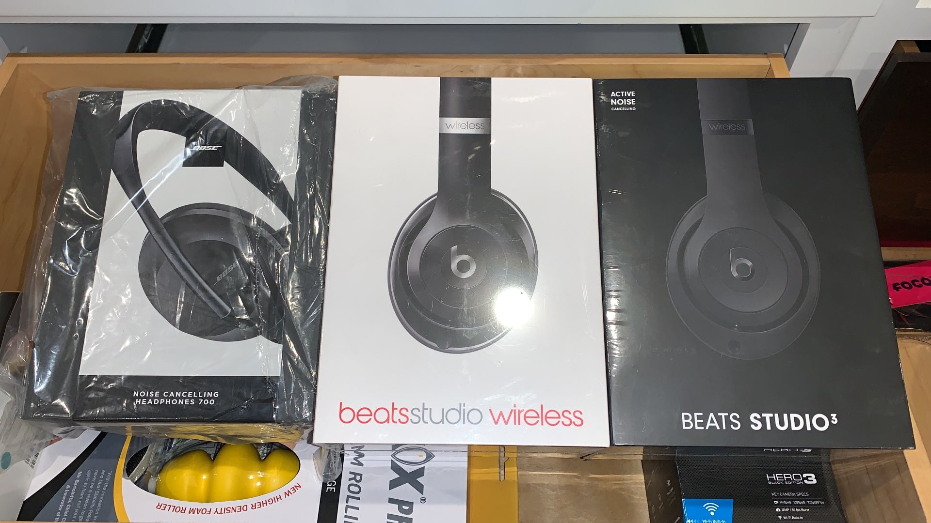 Bose beats Noise Cancelling