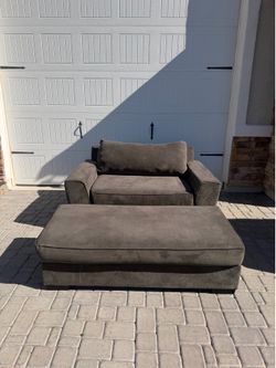 Living spaces oversized chair & ottoman