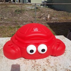 turtle sandbox and toys Step 2