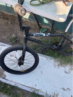 Haro 100.1 bmx bike