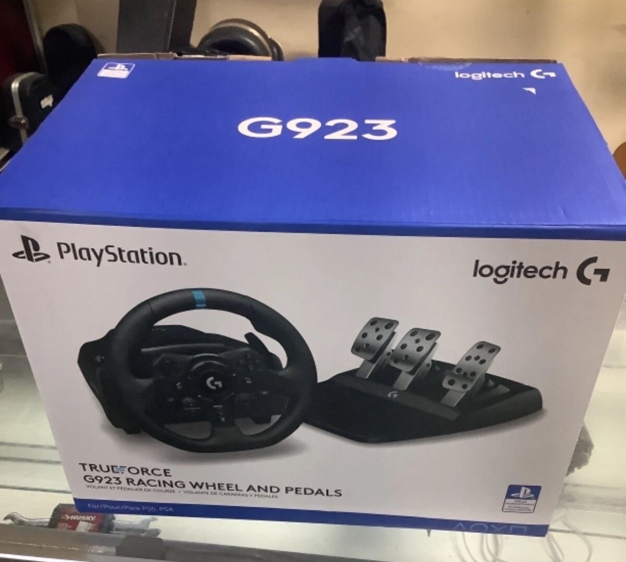 Logitech G923 Racing Wheel And Pedals