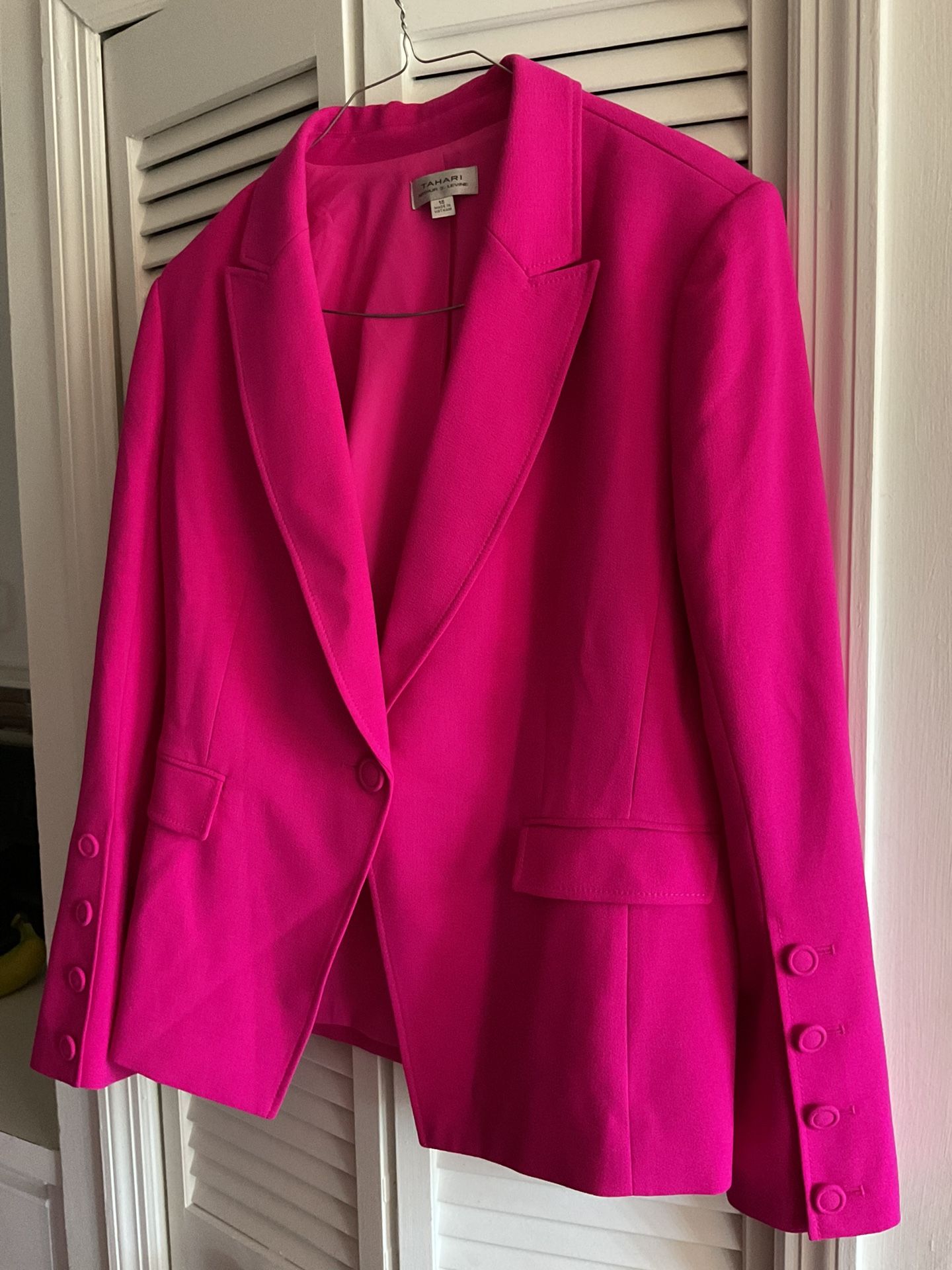 Tahari Magenta Pink Pantsuit Size 18