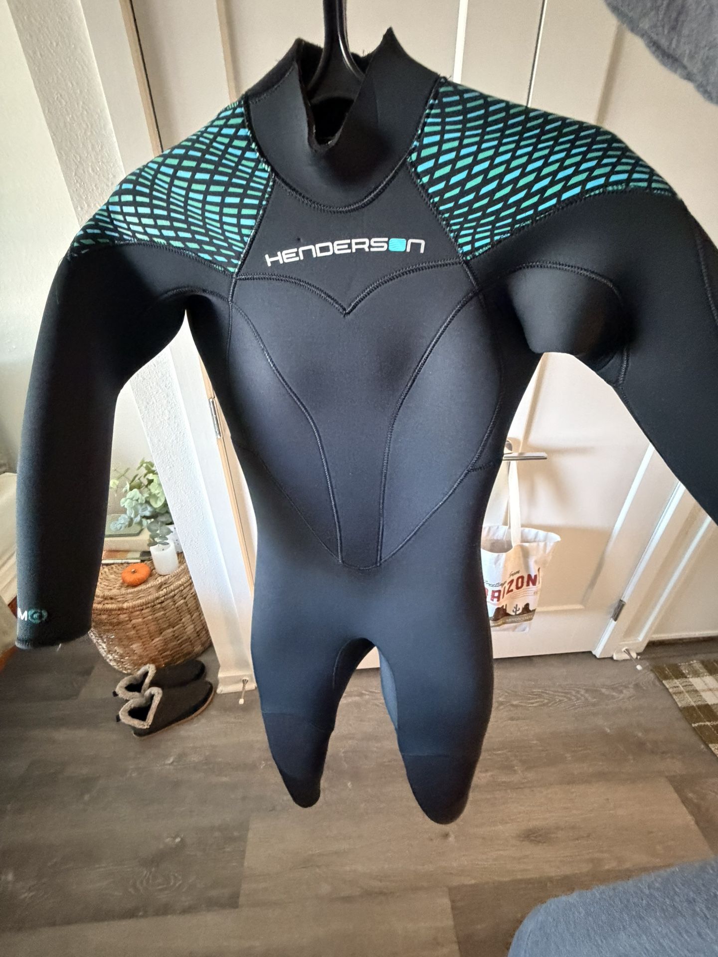 Henderson Women’s 7mm Wetsuit