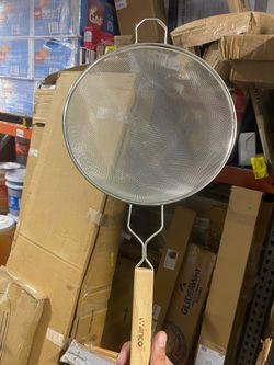 Winco Wooden handle strainer