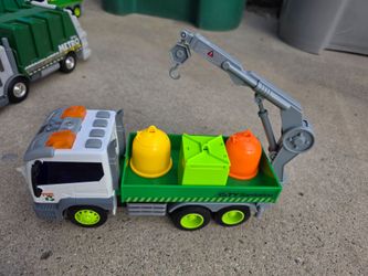 $6 Garbage Can Hauler