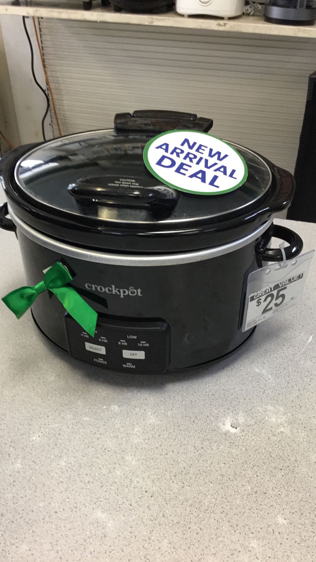 $25. Crockpot Small Kitchen Appliance.