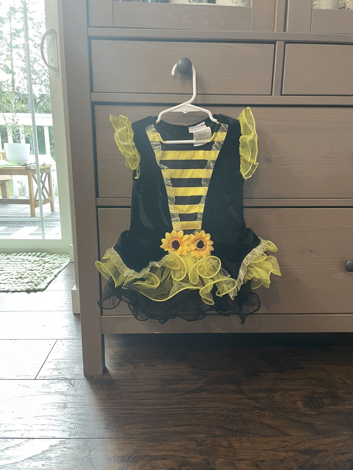 Halloween Costume Size 2-4T Cute Little Bubble Bee Princess Dress 