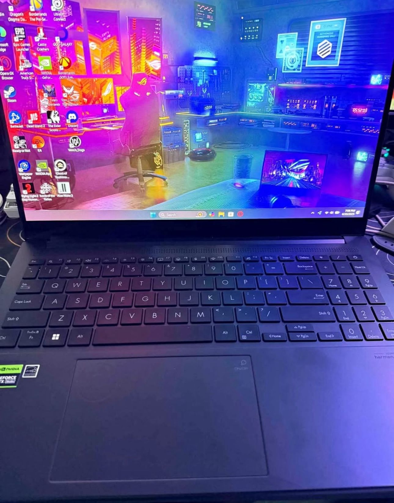 Gaming laptop oled