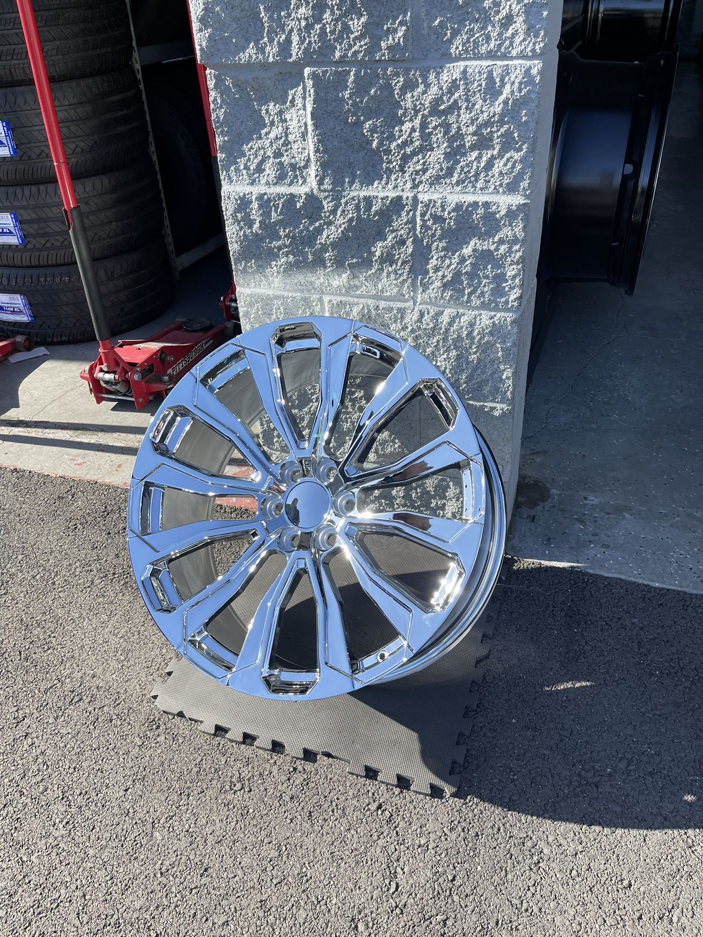 24” Chrome Wheels 6x139 For Chevy GMC Cadillac