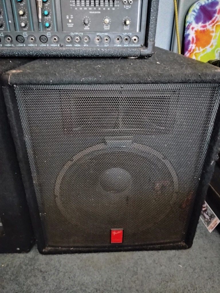 Pair Of Fender 115 XP Speakers