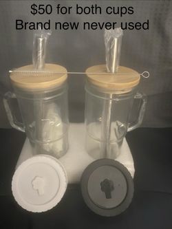 24 oz Glass Cups W/ Straws, Lids & Travel Lids….
