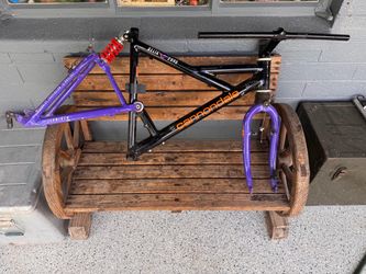 Vintage Cannondale 26” full suspension mountain bike frame.