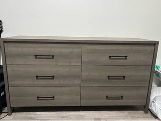 Dresser 6 drawers