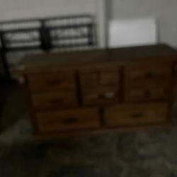 Long Dresser