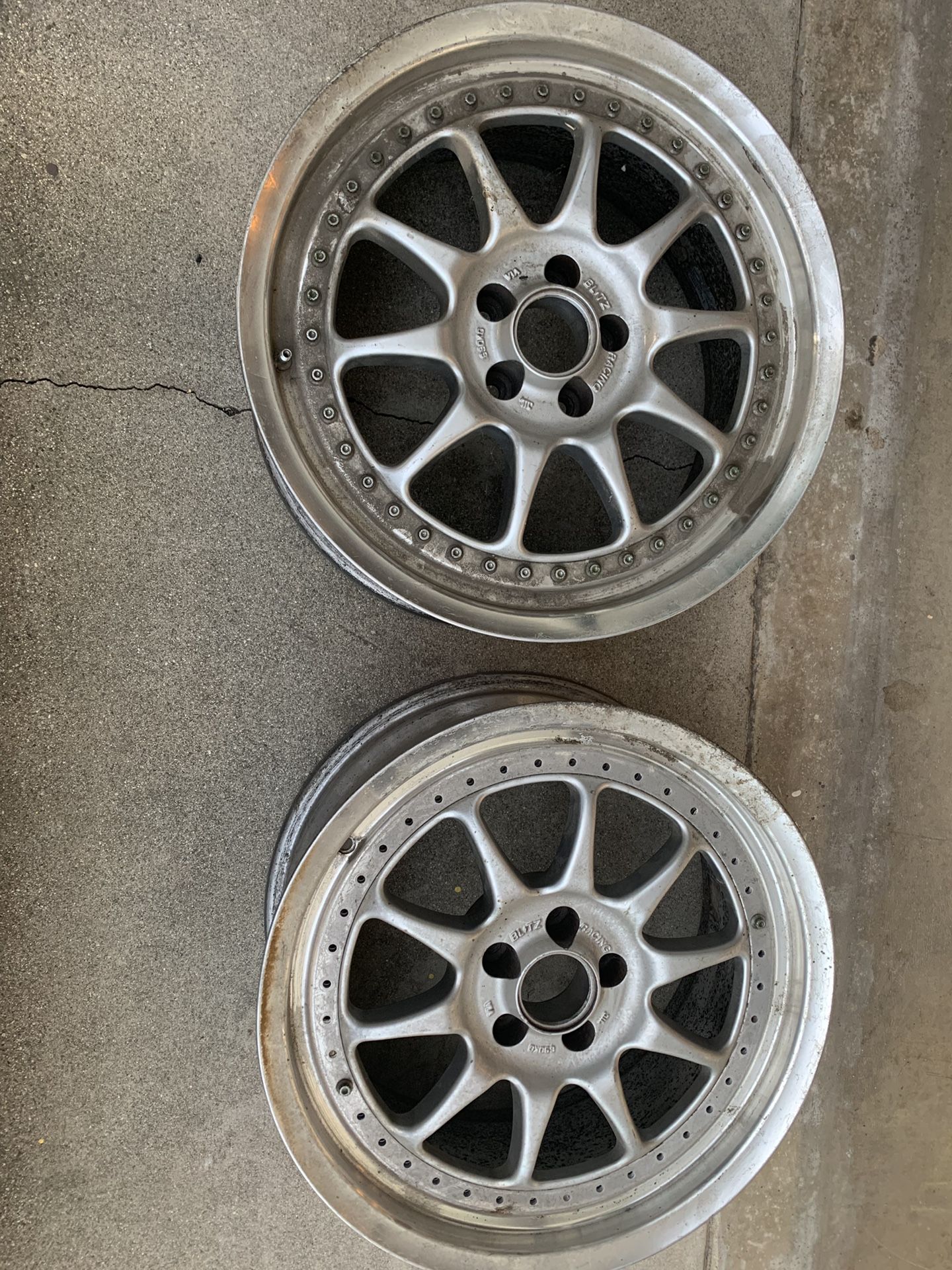 Blitz 01 pair. 5x100. 17x9