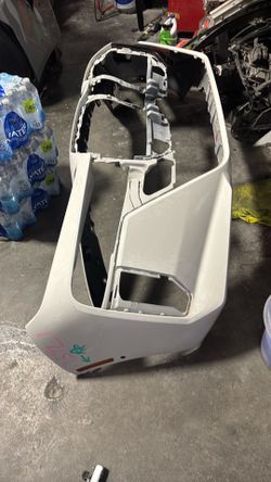 2023 2026 BMW i7 from bumper cover