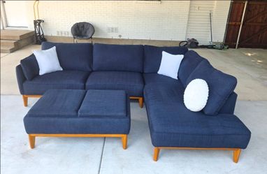 Sectional Couch and storage ottoman