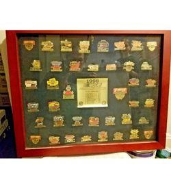 Vintage 1998 Nascar Pin Collection In Case 