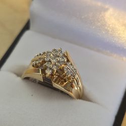 Wedding Ring 14k 4.9grams Diamonds $499