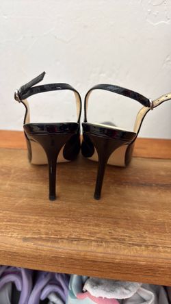 Dress shoe