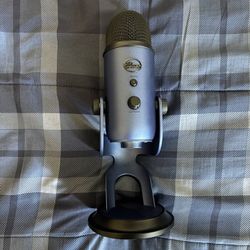 Used Blue Yeti USB Microphone, with foam cover