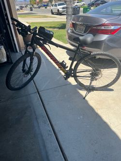 Schwinn very good condition with all accessories