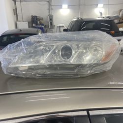 ORIGINAL OEM  Driver Side Headlight 