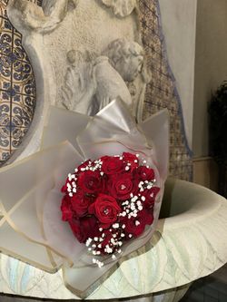 ramo buchones and flower bouquets