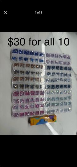 10 colored rhinestone boxes and rhinestone glue