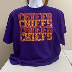 Chiefs Design T-Shirt, Gilded Size XL, NEW,  (item 207)