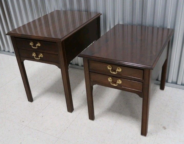Pair Stickley End Tables/Nightstands