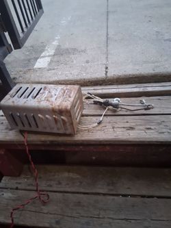 Spot welder.
