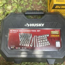 Husky 70 Piece Mechanics Tool Set