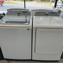 Samsung Washer And Dryer Set Like New 