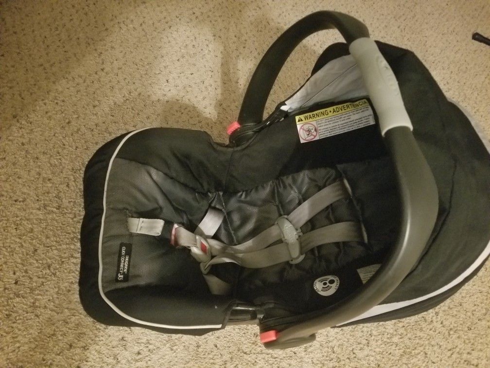 Graco Car seat