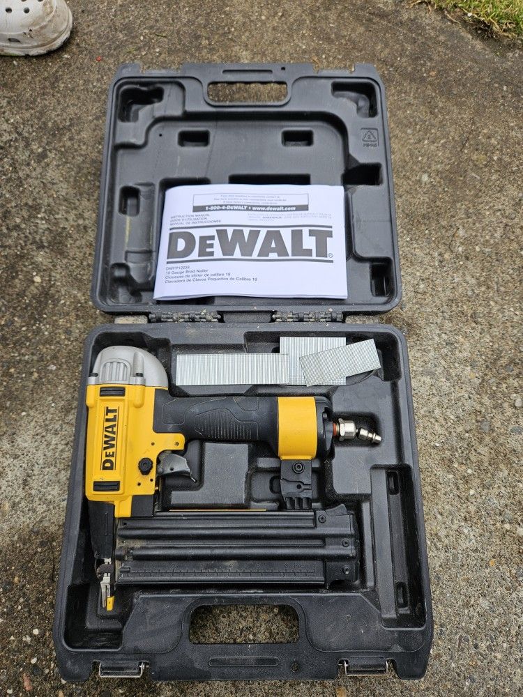 Dewalt 18 GA Finish Nailer 