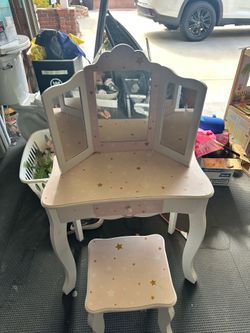Kids Mirror Vanity with bench