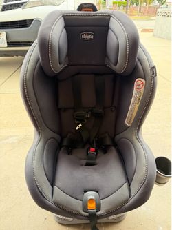 Chicco NextFit Carseat