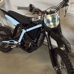 Surron Hyper Bee 2025