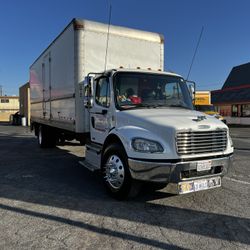 2012 Freightliner M2 business class