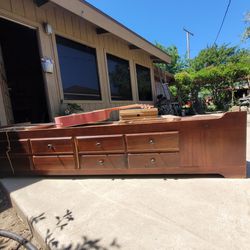 Free  Queen Or King Storage Drawers 