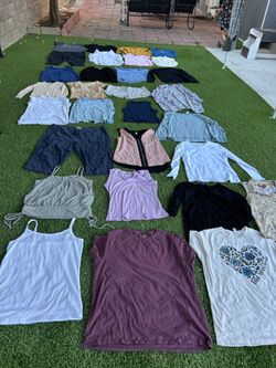 Less than $1 piece Huge women’s lot bundle clothes size 1XL 2XL 30 pieces all in very good condition $25 firm