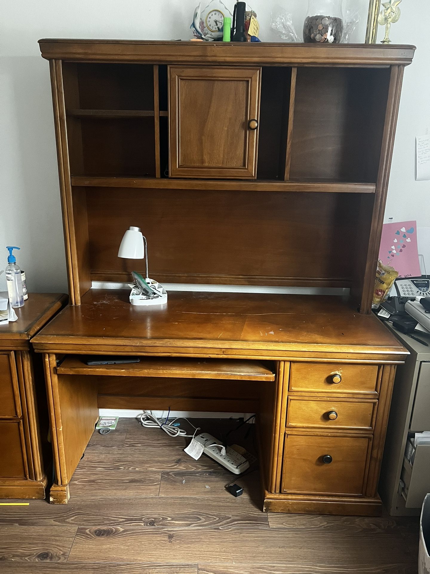 Wood Desk W/ Hutch 